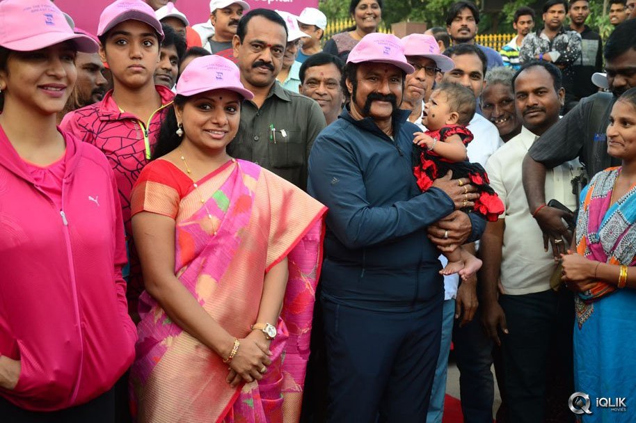 Celebs-At-Breast-Cancer-Awareness-Walk